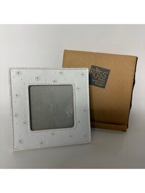 Russ White Lace and Promises Porcelain Pearlized Flower Frame 4 x 4 Photo Gift